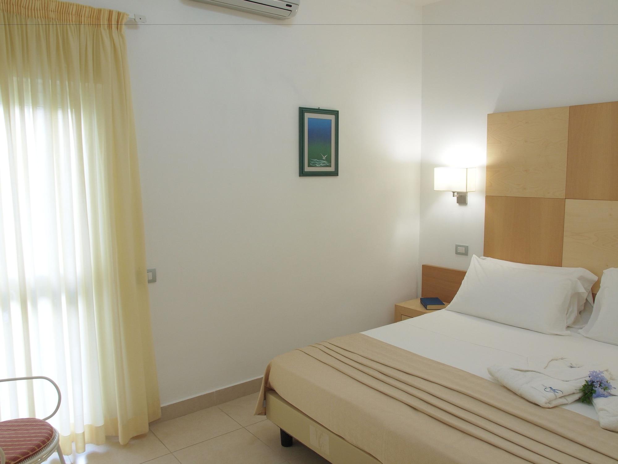 Hotel Club Village Maritalia 4*